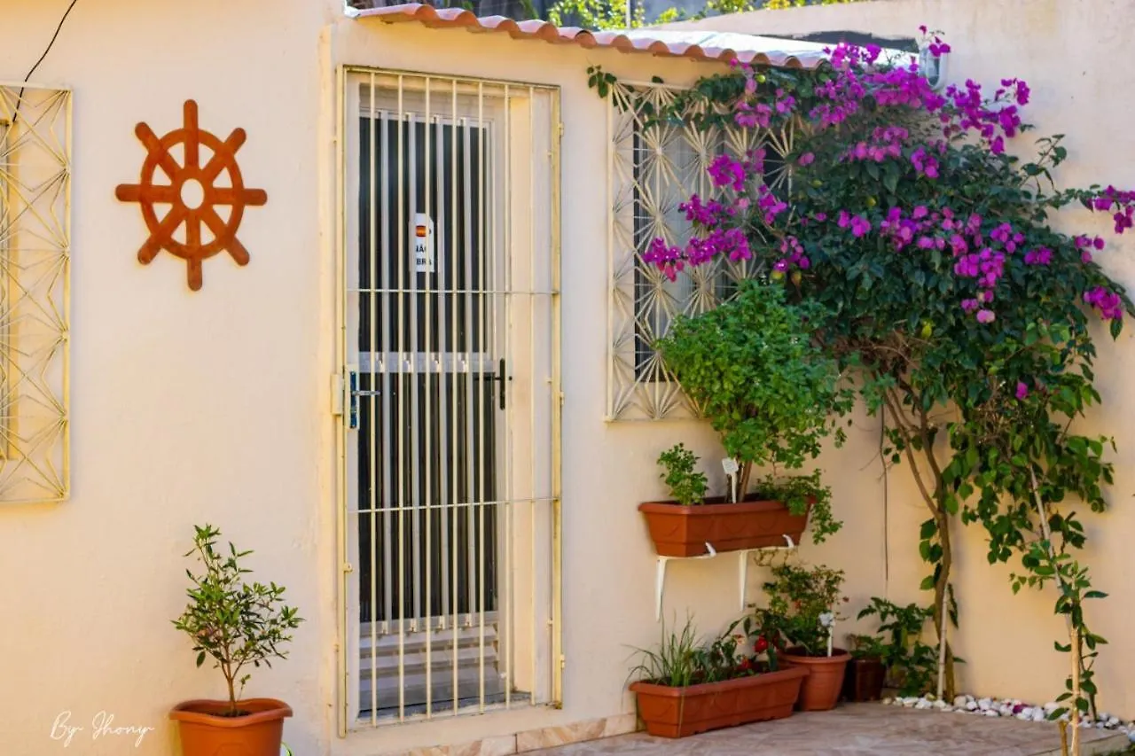 Casa Com Piscina E Mini Campo De Futebol Em Cabo Frio Villa